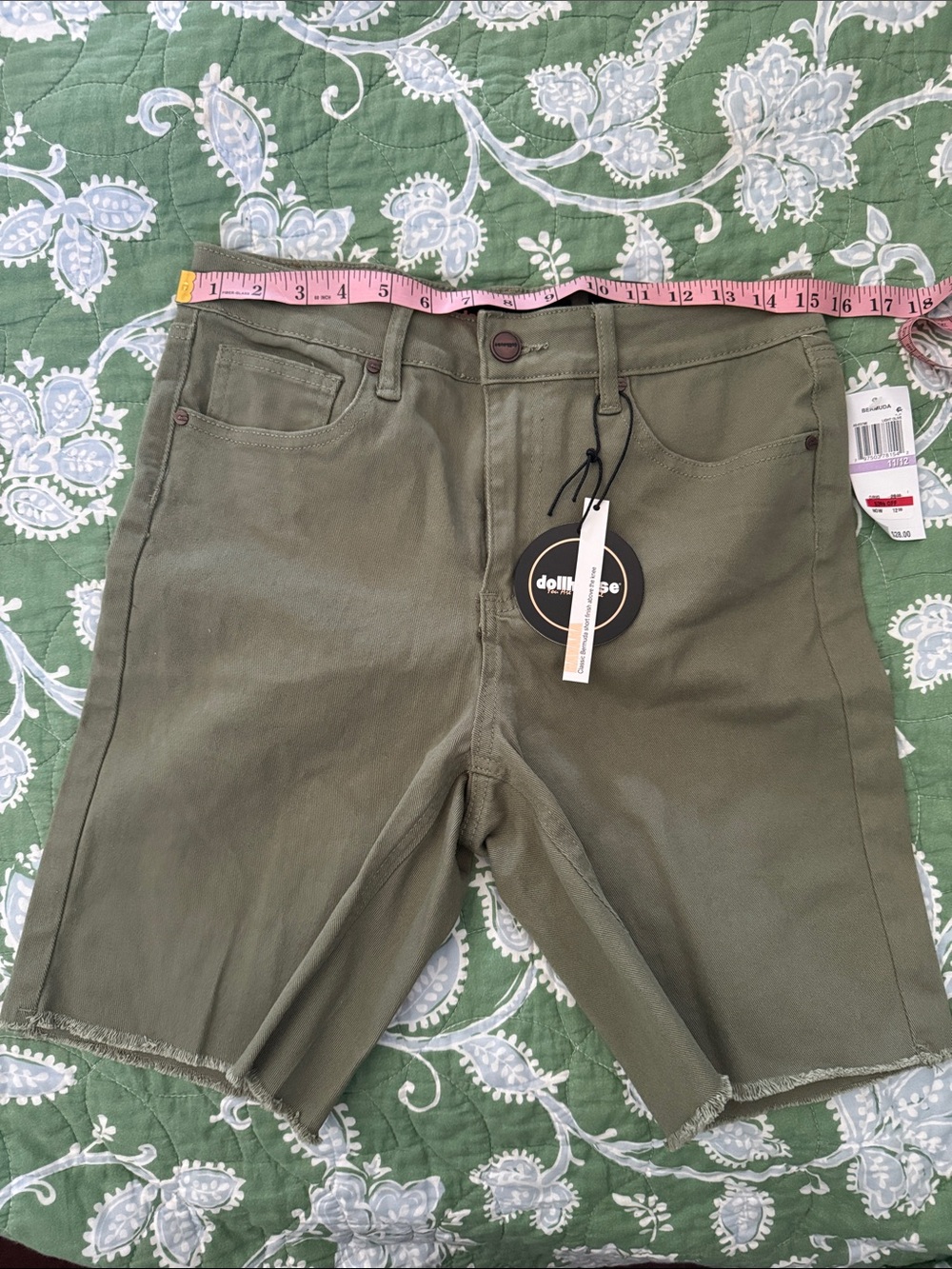 Dollhouse Olive Green Men's Flat-Front Casual Shorts
